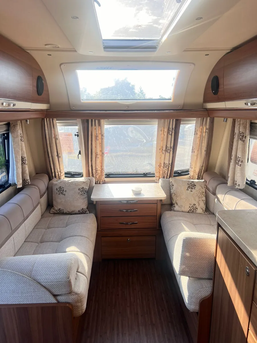 ✨2016 ELDDIS AFFINITY 4 BERTH FIXED SINGLE BEDS✨ - Image 3