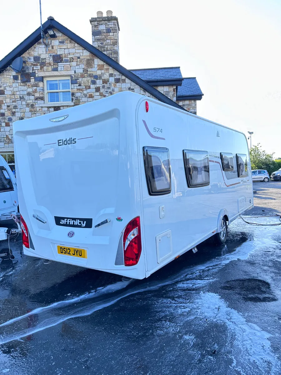 ✨2016 ELDDIS AFFINITY 4 BERTH FIXED SINGLE BEDS✨ - Image 2