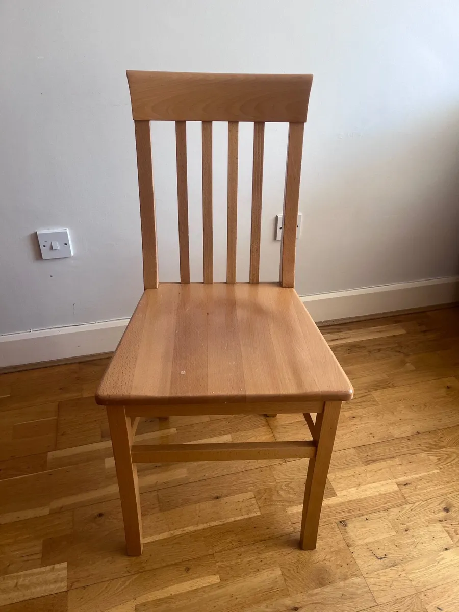 Table (extendable) & 4 chairs - Image 2