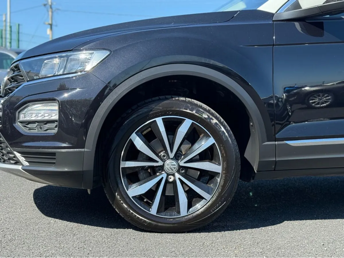 Volkswagen T-Roc Design TDI - Image 4