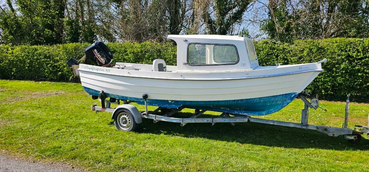 Fishing boat - Image 1