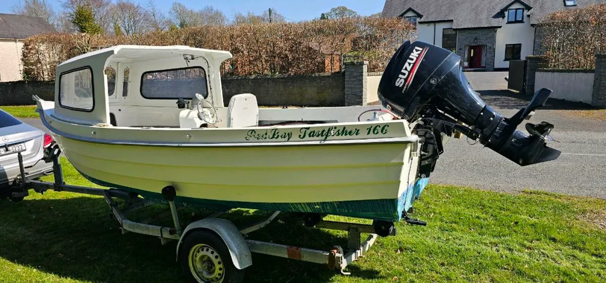 Fishing boat - Image 2
