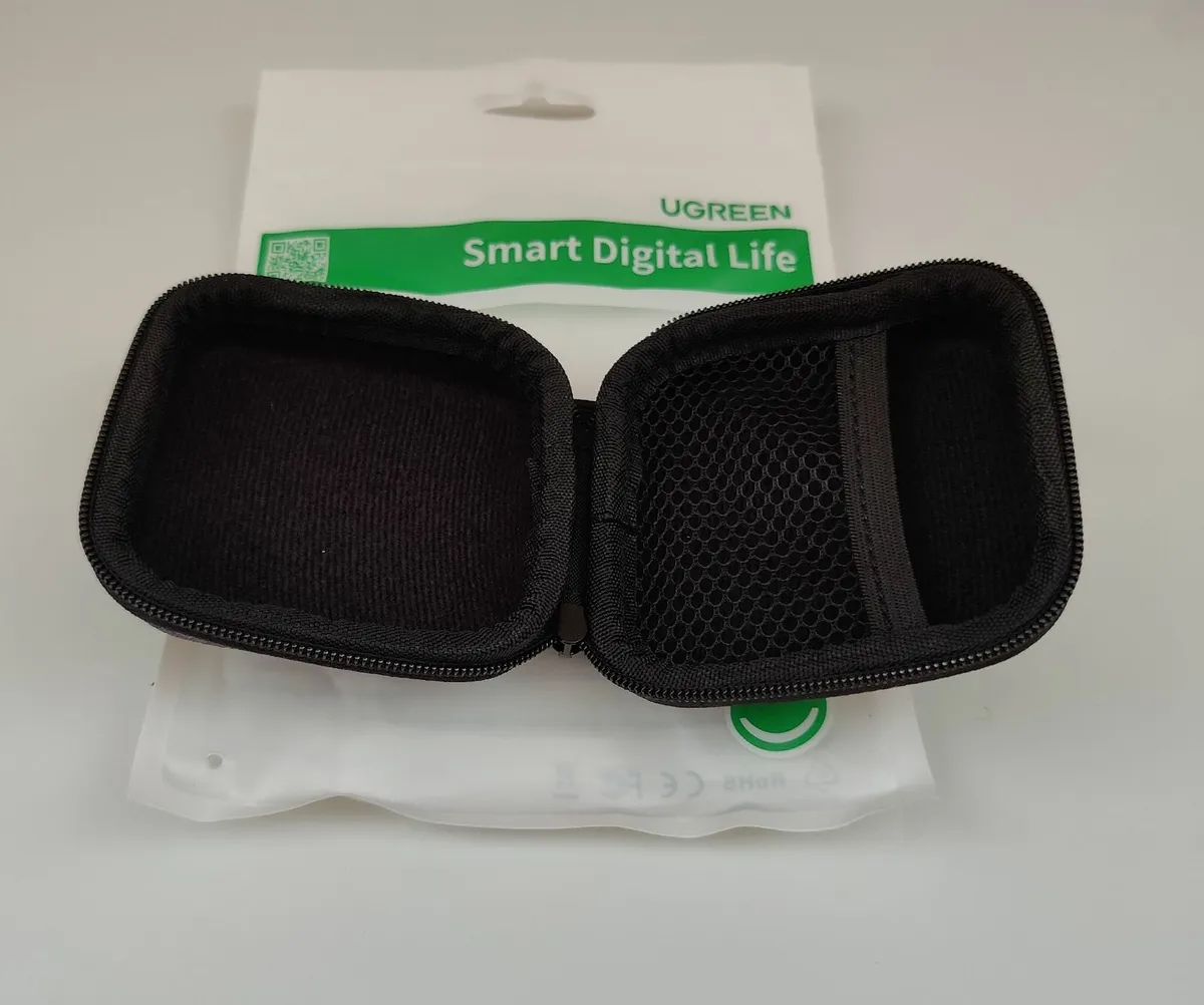 🎧 UGREEN Headphones/Earbuds Storage Pouch - Image 3