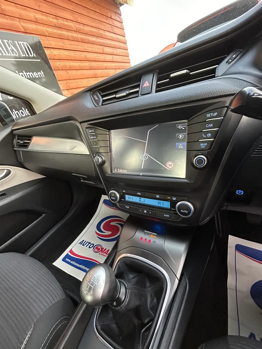 162 TOYOTA AVENSIS 1.6D4D BUSINESS Edition €53 P/W - Image 4