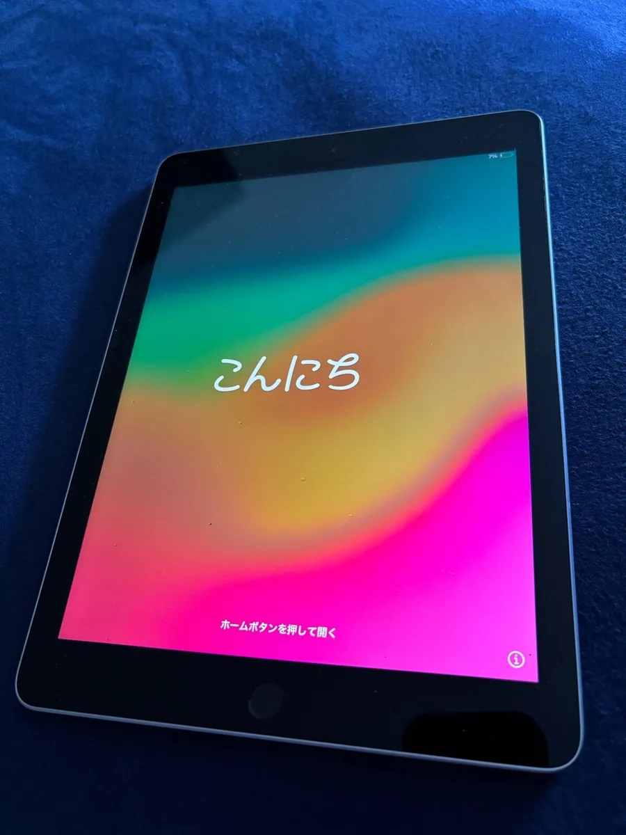 iPad - Image 1