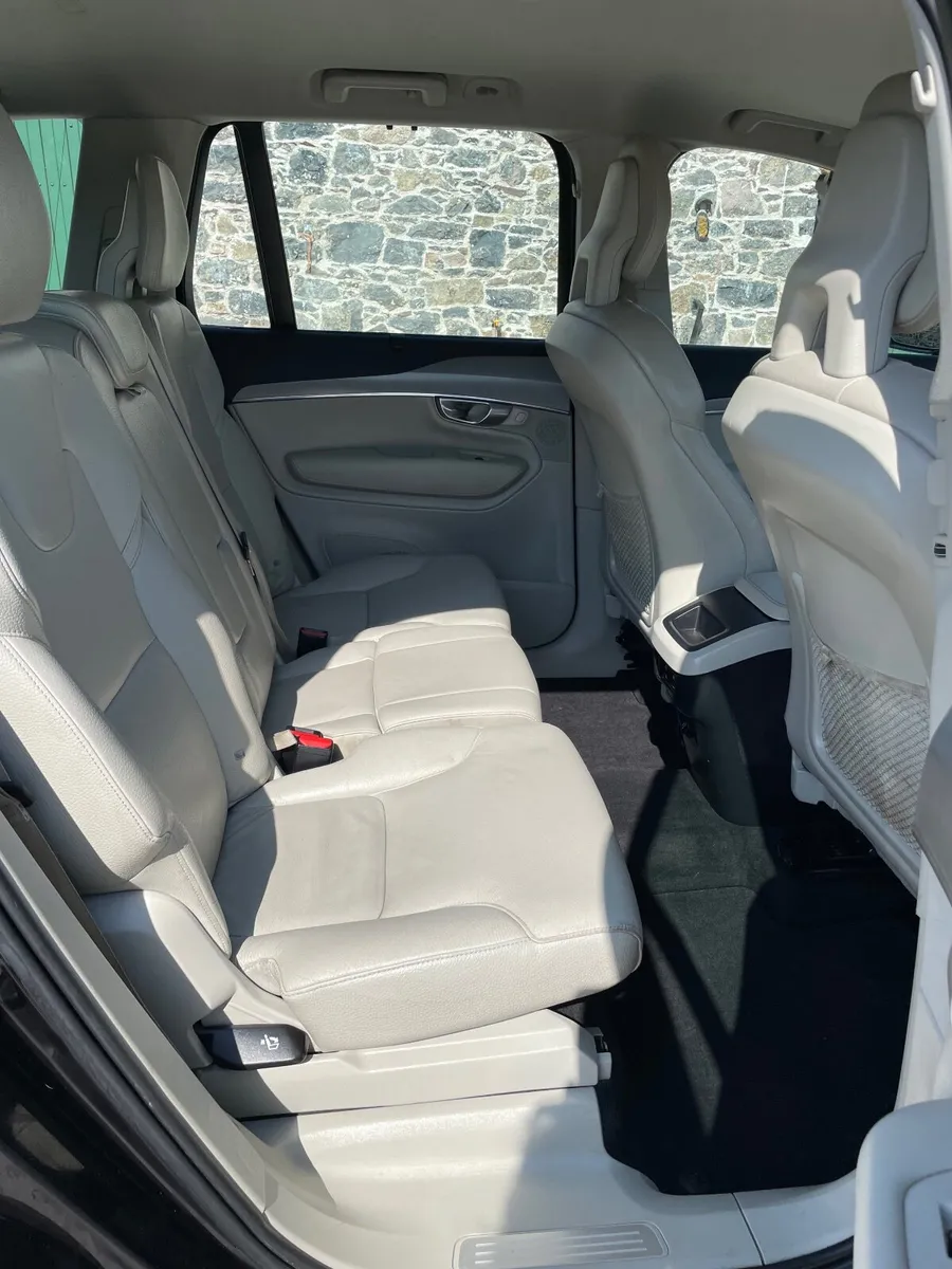 Volvo XC90 2020 - Image 2