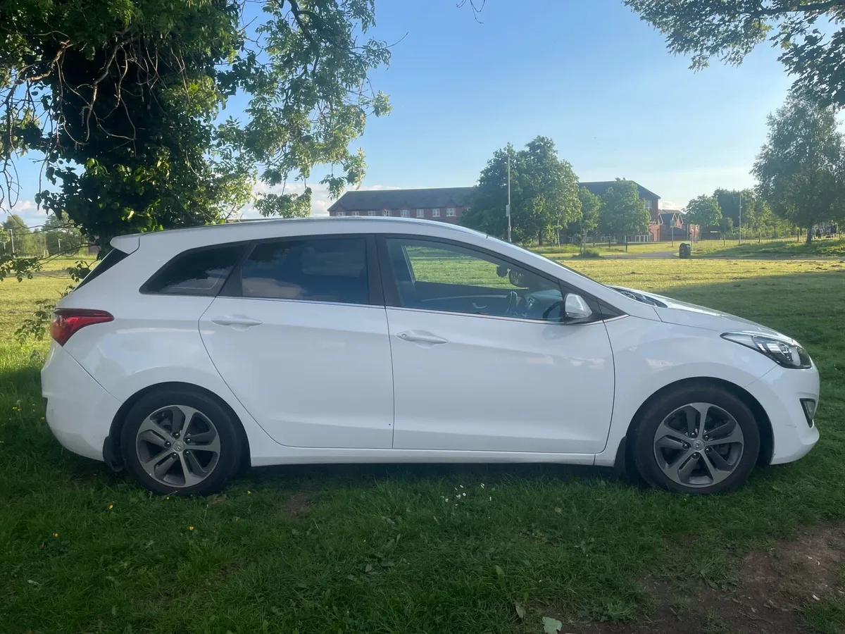Hyundai I30 SW Tourier - Image 3