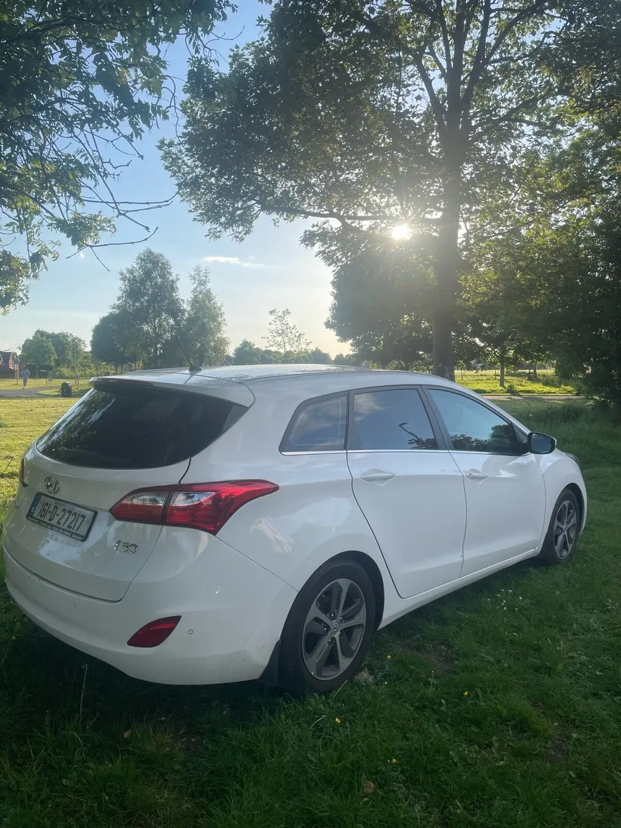 Hyundai I30 SW Tourier - Image 2