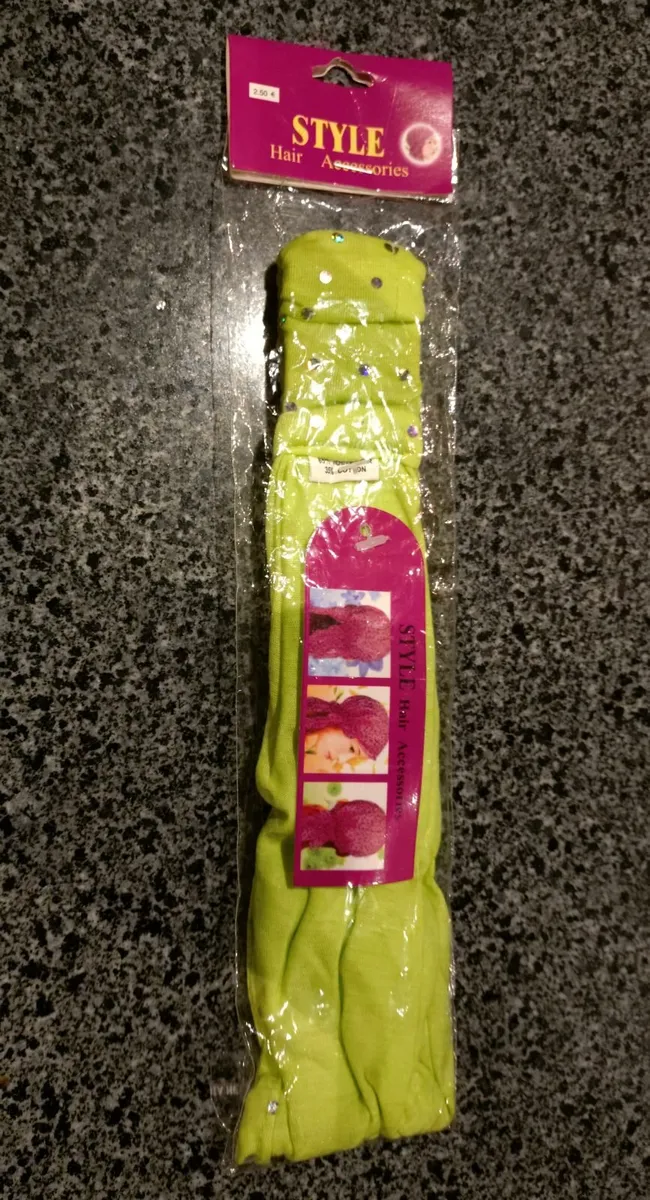 GIRLS HAIR ACCESSORIES (BRAND NEW). - Image 1