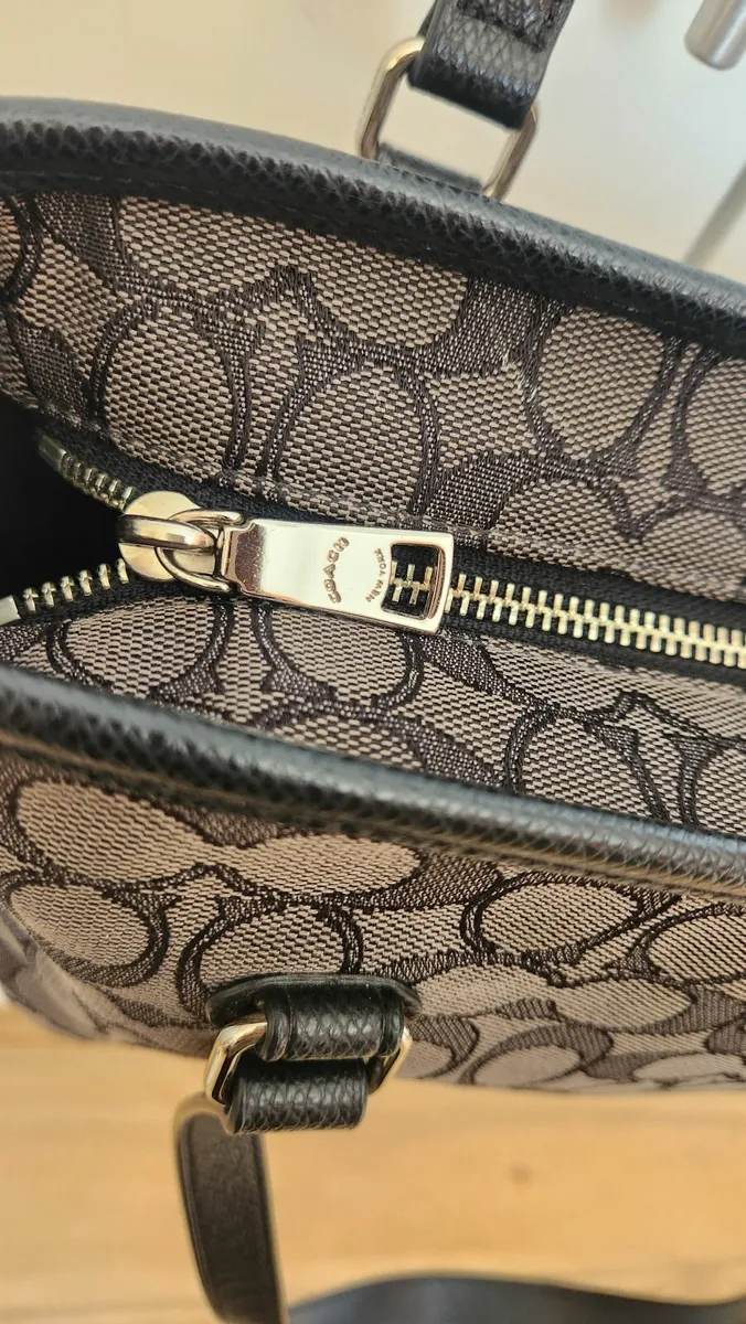 Coach handbag - Image 3