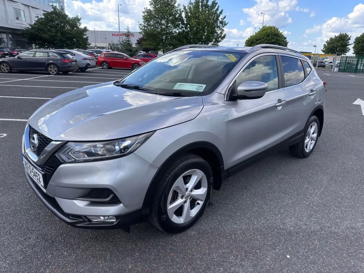 Nissan QASHQAI 1.6 Diesel  SV Model  Low Mileage - Image 3