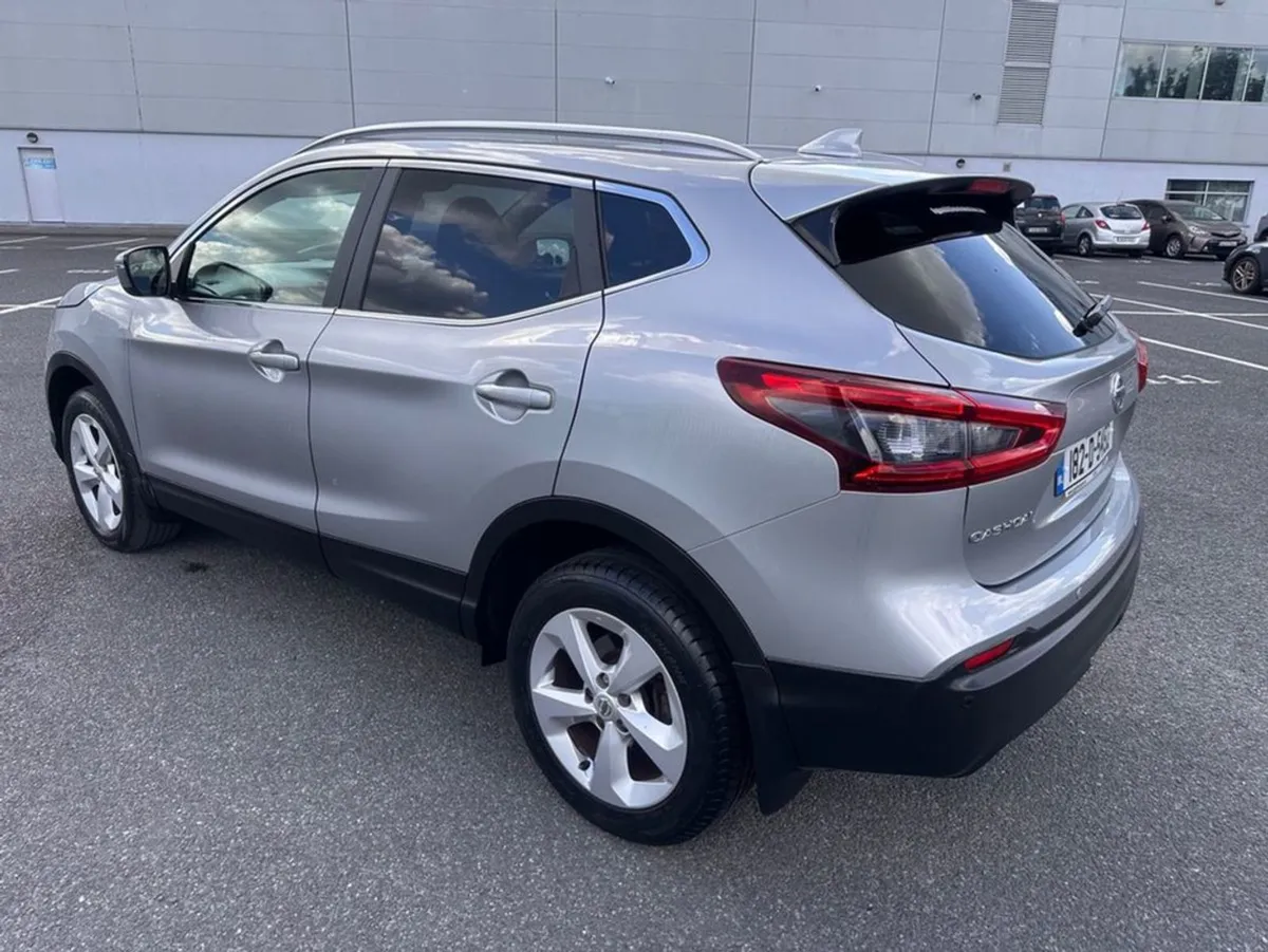 Nissan QASHQAI 1.6 Diesel  SV Model  Low Mileage - Image 4