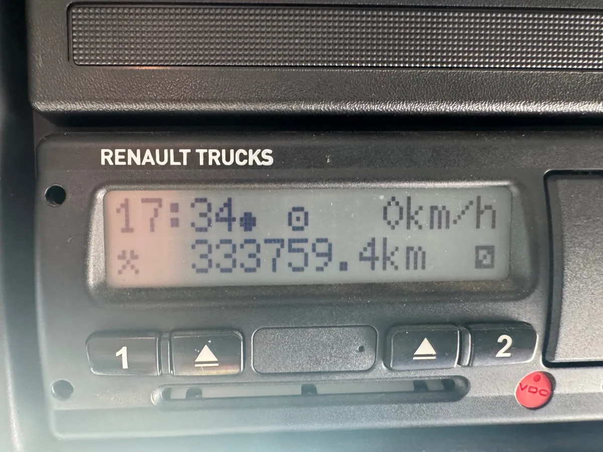 Renault Volvo C380 2016 Tipping HOTBOX - Image 3