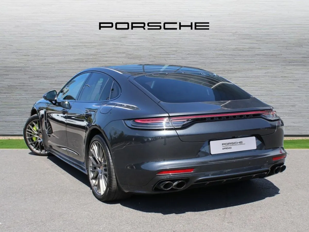 Porsche Panamera 4 E-hybrid - Image 2