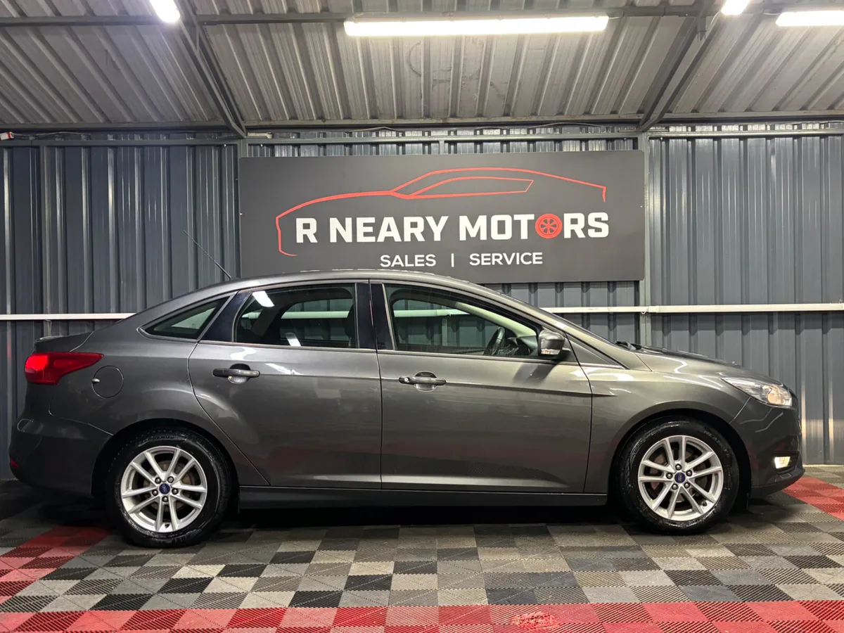 2017 Ford Focus 1.5 Diesel Manual - Image 4