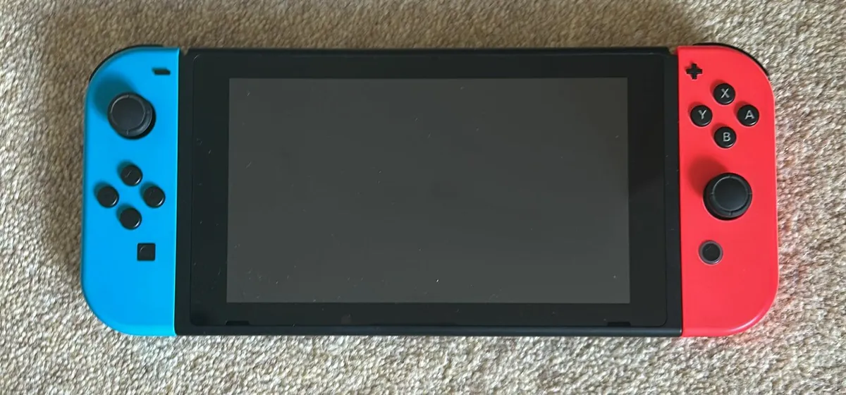 Nintendo Switch - Image 2