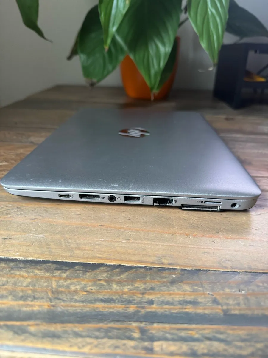 HP Elitebook Laptop - Image 2