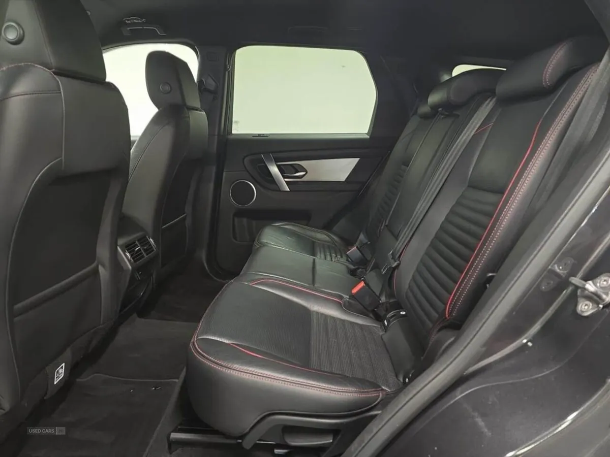Land Rover Discovery Sport 2.0 D165 R-dynamic S P - Image 4