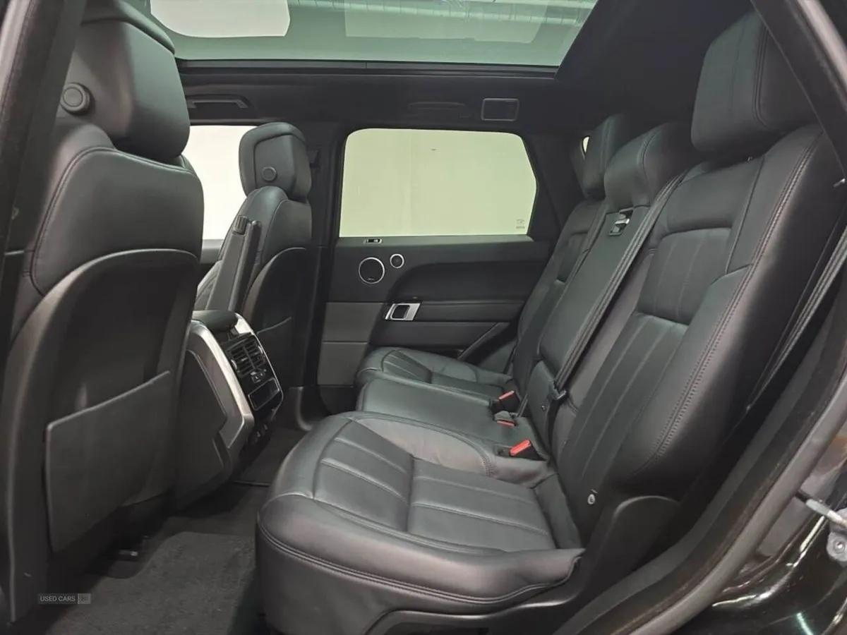 Land Rover Range Rover Sport 3.0 D300 HSE Silver - Image 4