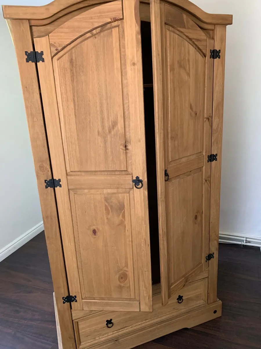 Wardrobes x2 - Image 1