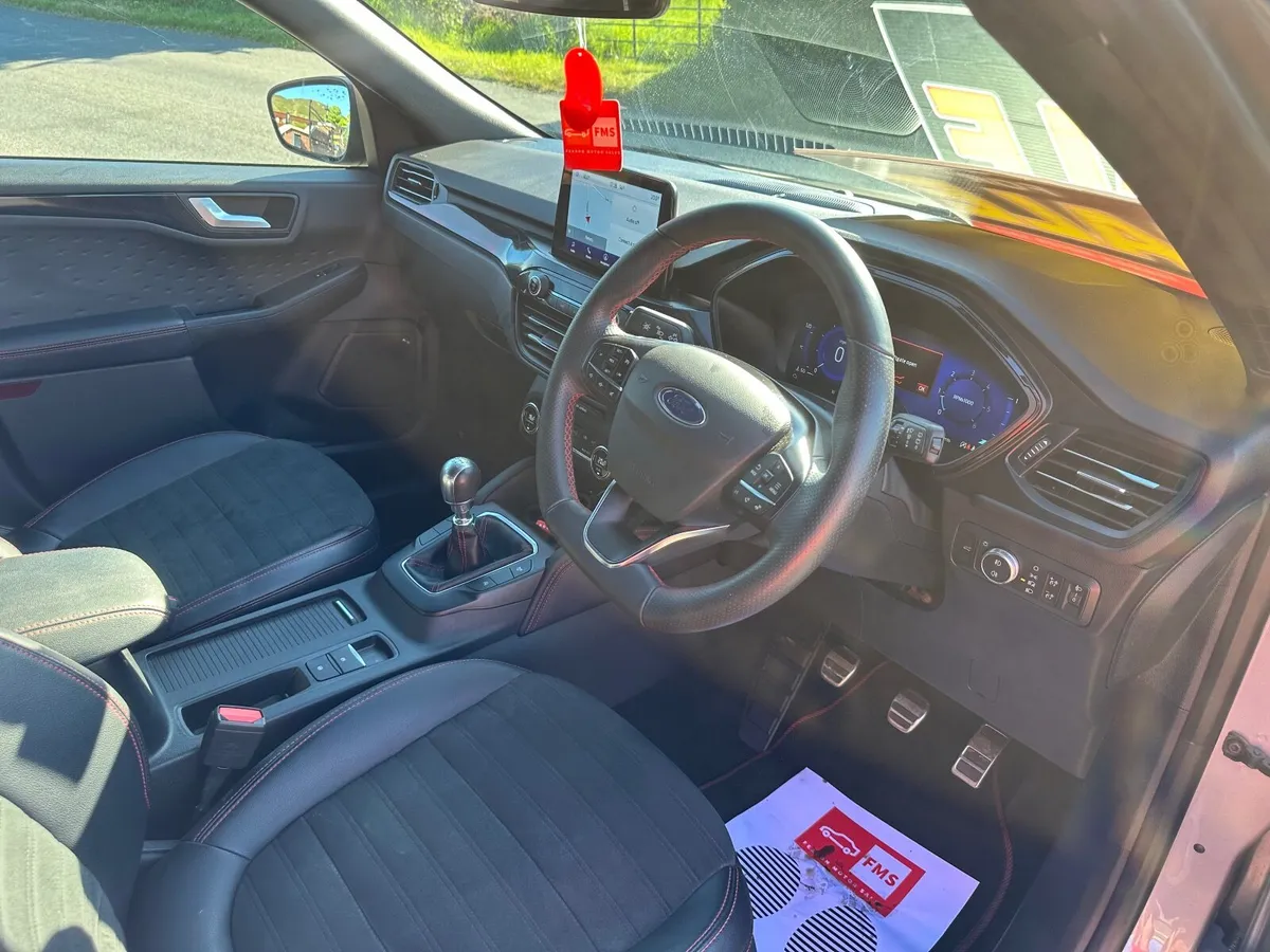 2021 Ford Kuga ST Line Executive Damage Repairable - Image 4