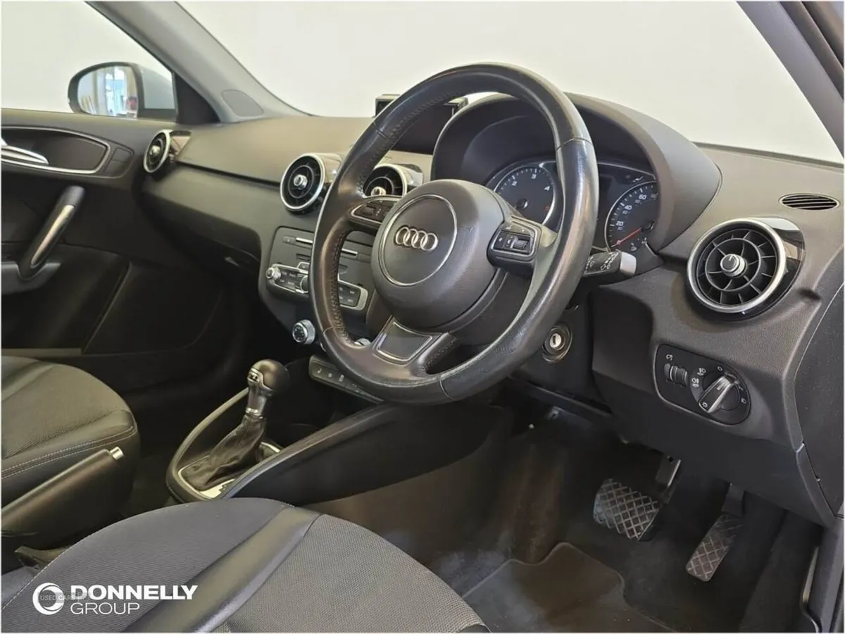 Audi A1 1.6 TDI Sport Nav 5dr S Tronic - Image 4
