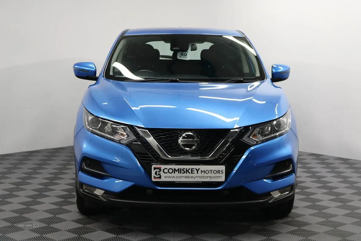 Nissan QASHQAI dCi Acenta Premium - Image 2