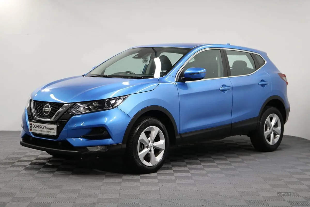 Nissan QASHQAI dCi Acenta Premium - Image 3