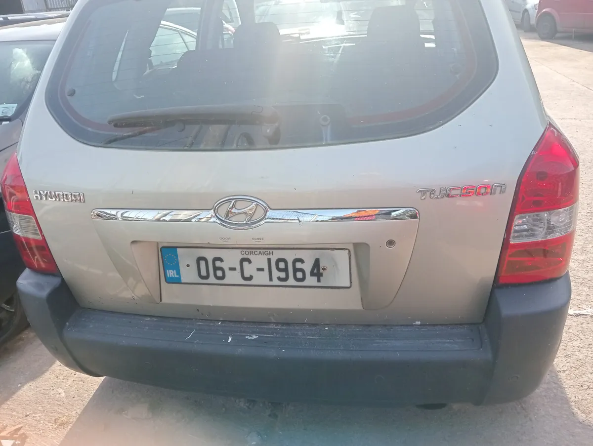 Hyundai Tucson 2006 - Image 3