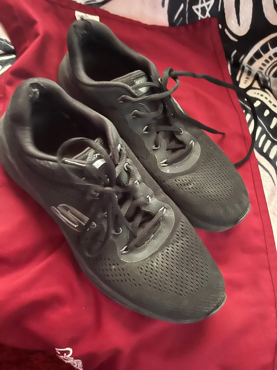 Skechers trainers - Image 2