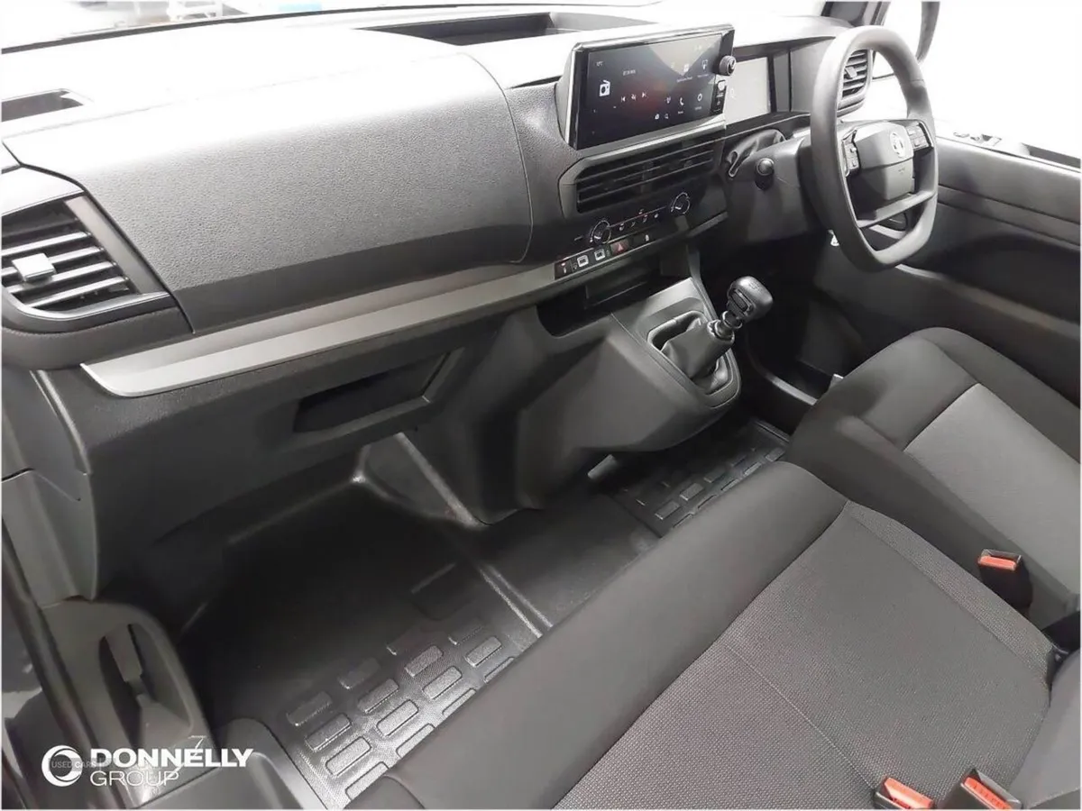 Vauxhall Vivaro 3100 2.0d 145PS Prime H1 D/cab - Image 4