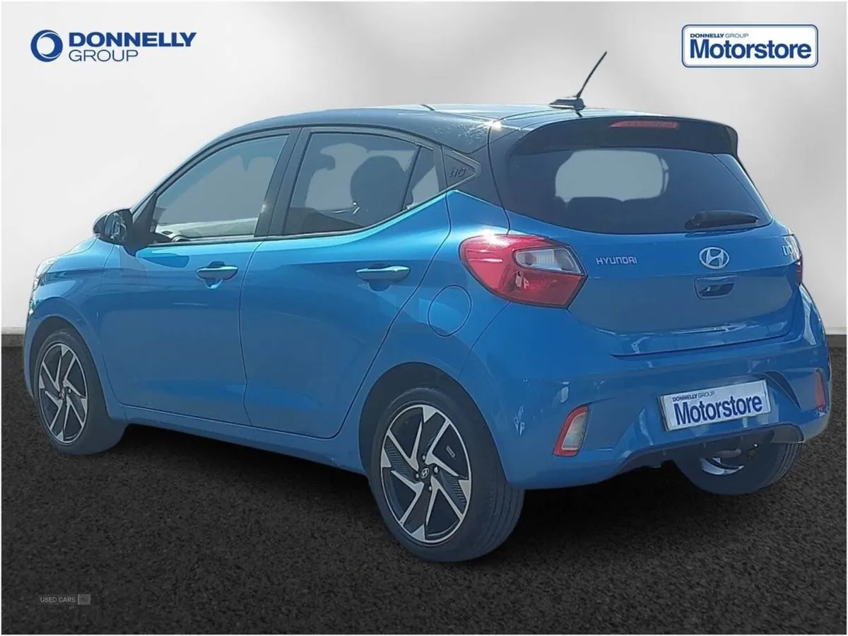 Hyundai i10 1.2 MPi Premium 5dr - Image 2