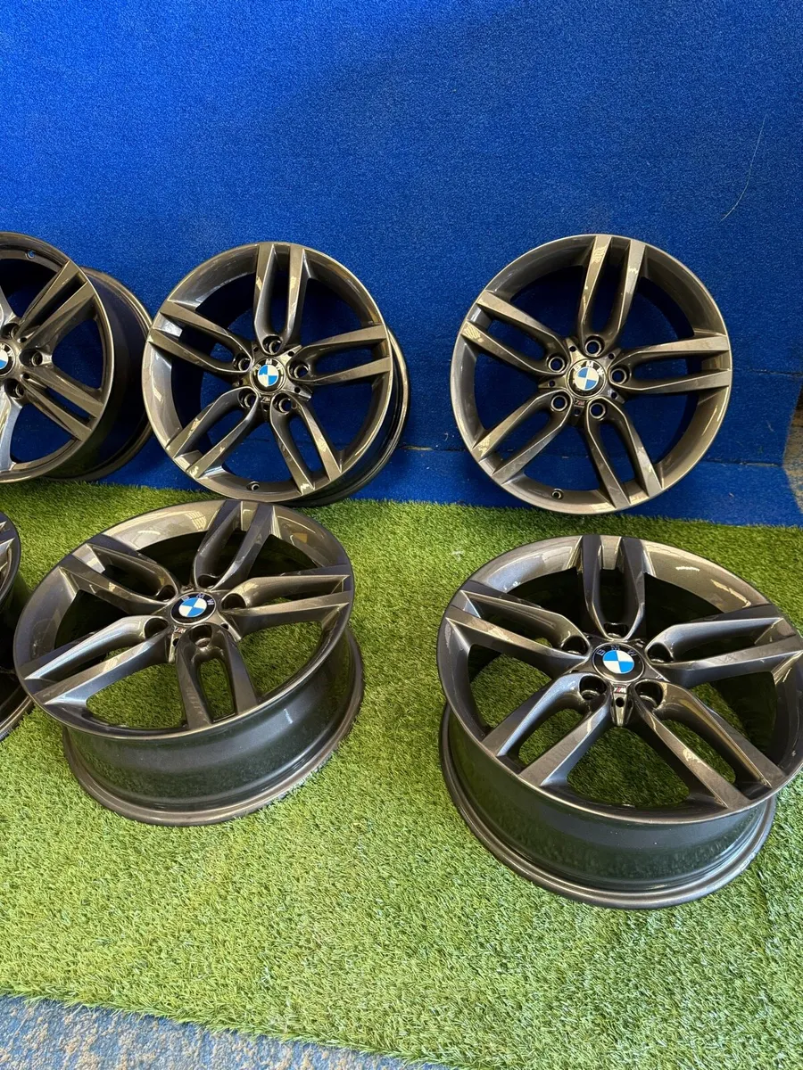 18” bmw genuine alloy wheels - Image 2