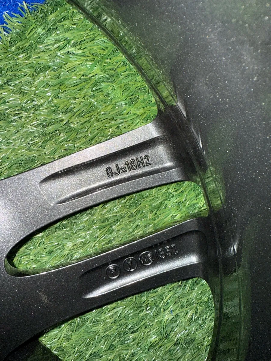 18” bmw genuine alloy wheels - Image 3
