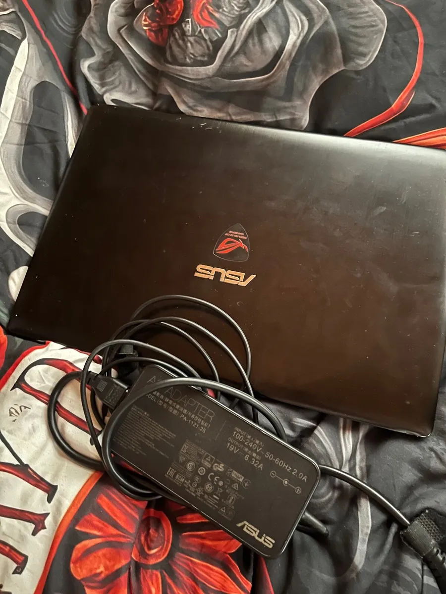 ASUS laptop for parts - Image 2