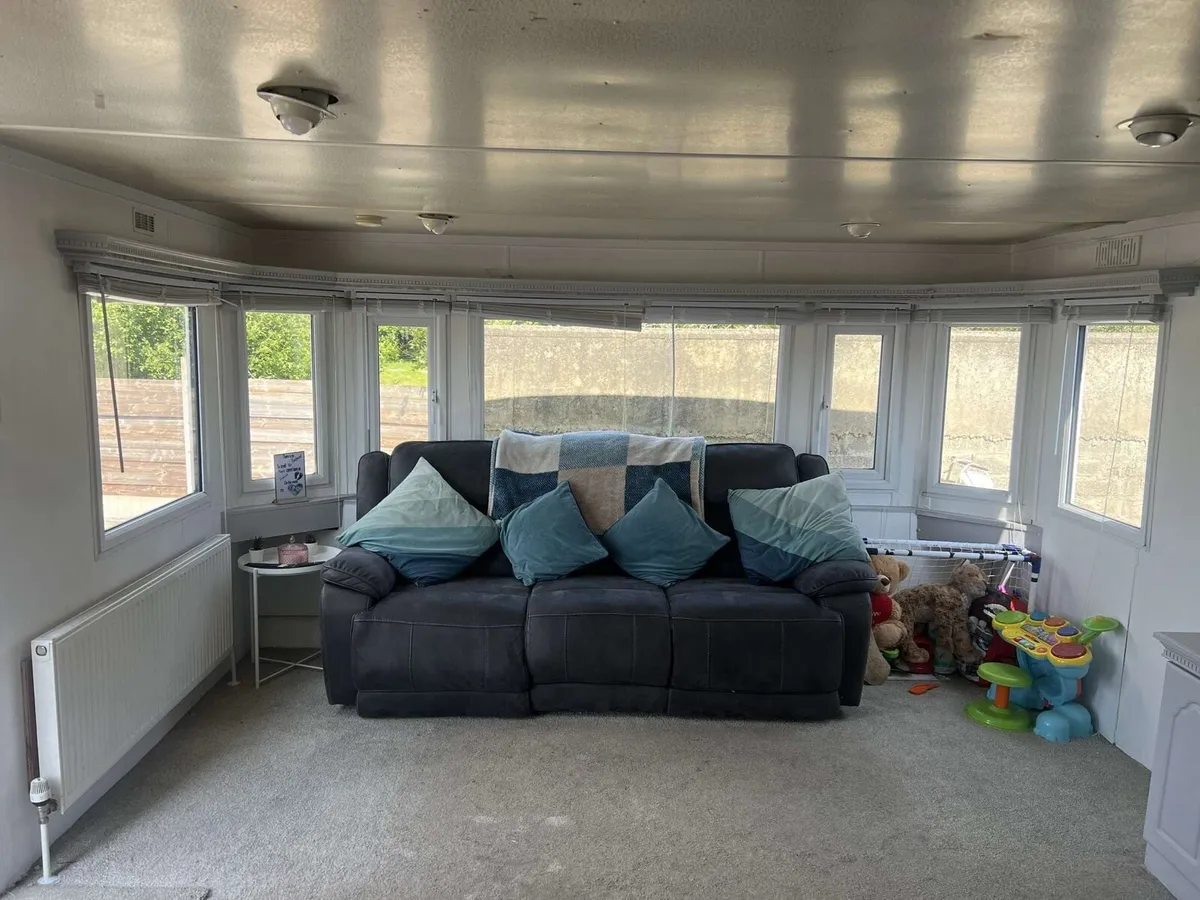 Mobile home - Image 2
