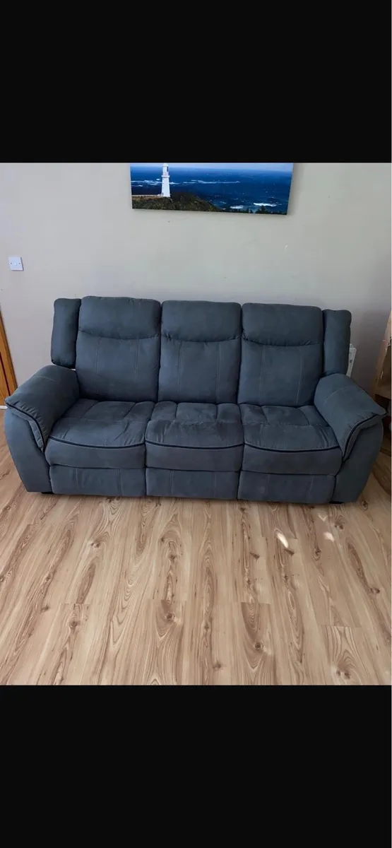 Brand new sofa - Image 2