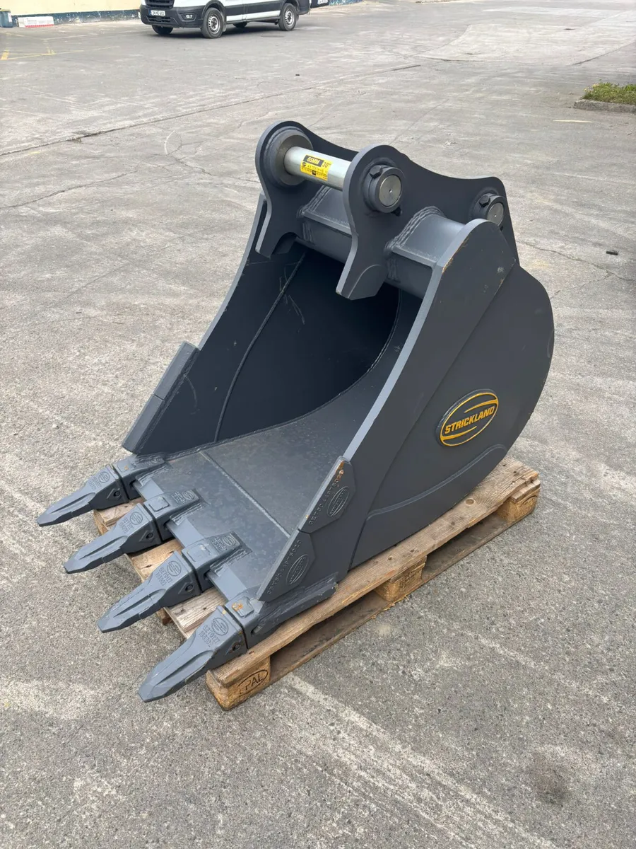 BUCKET 14TON 30" - Image 1