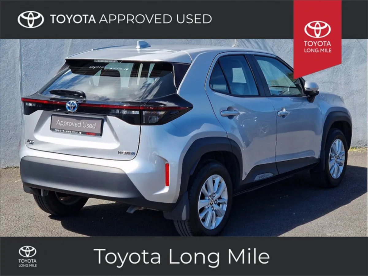Toyota Yaris Cross 1.5 Hybrid Luna 5dr - Image 3