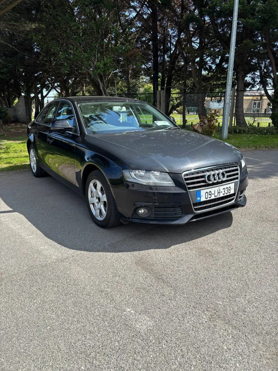 Audi A4 2009 - Image 1