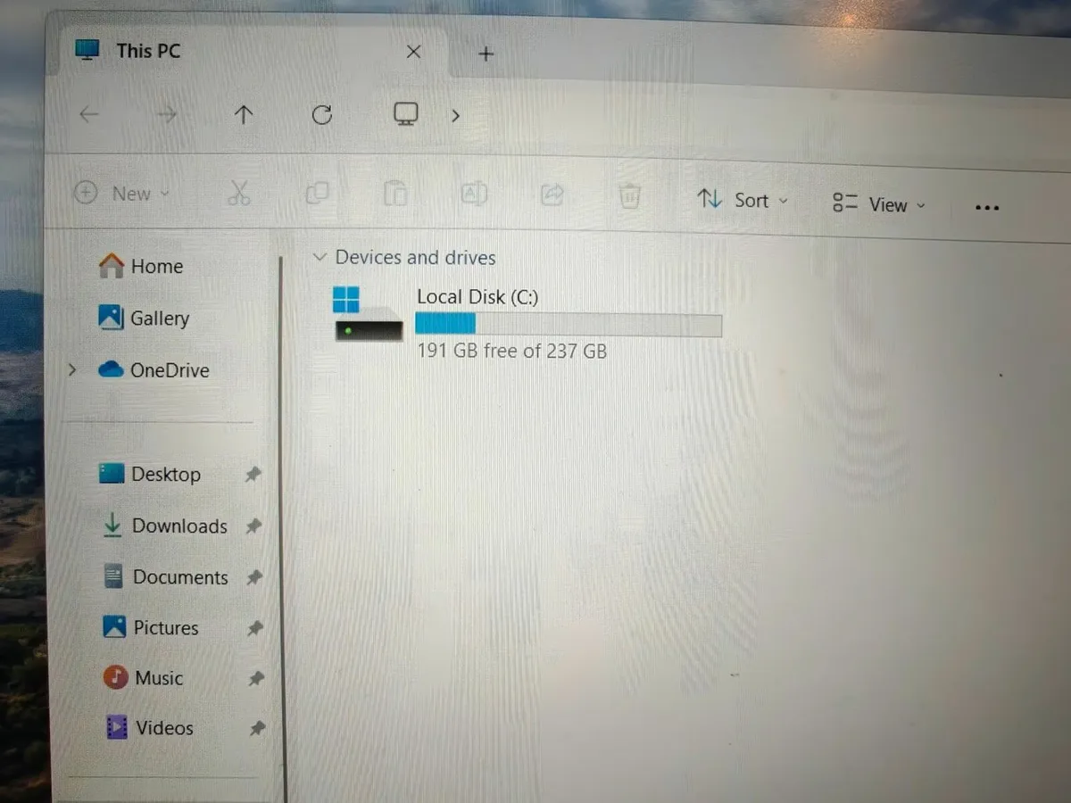 Toshiba Dynabook Satellite Pro C50 | i5 (10th gen) - Image 3