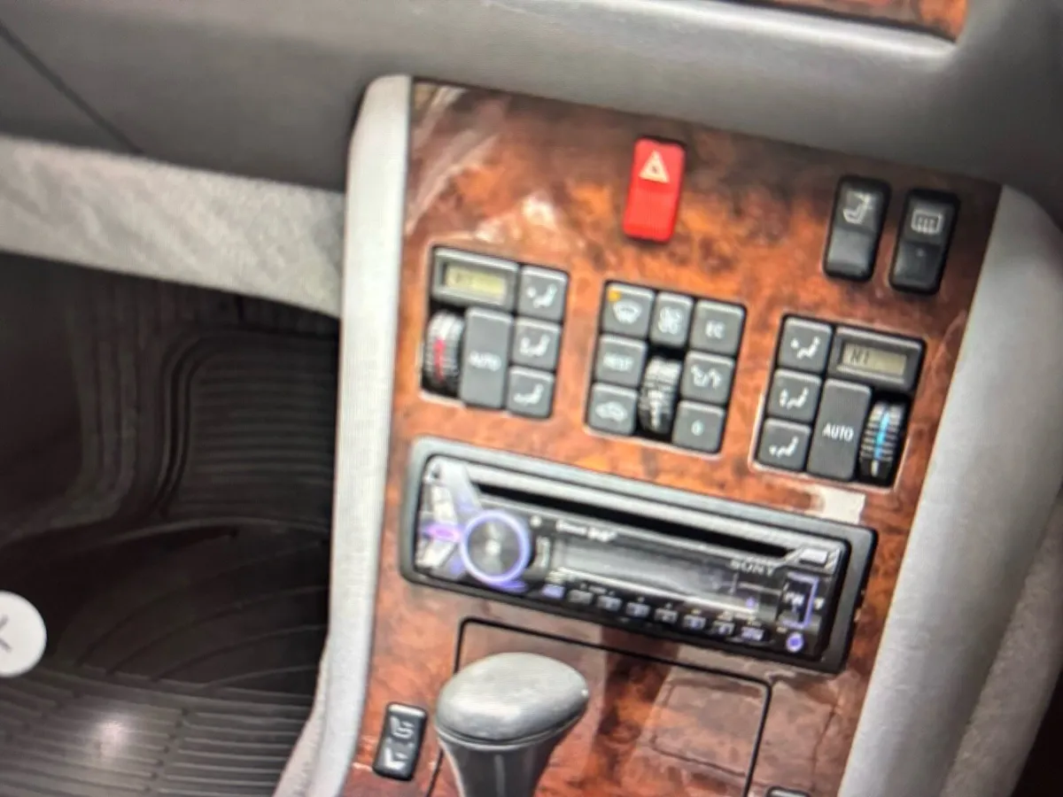 W140 Mercedes-Benz 300 1992 - Image 3