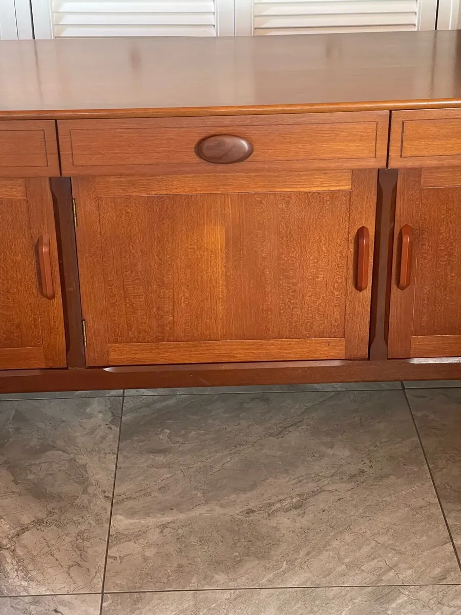 Mid century sideboard - Image 2