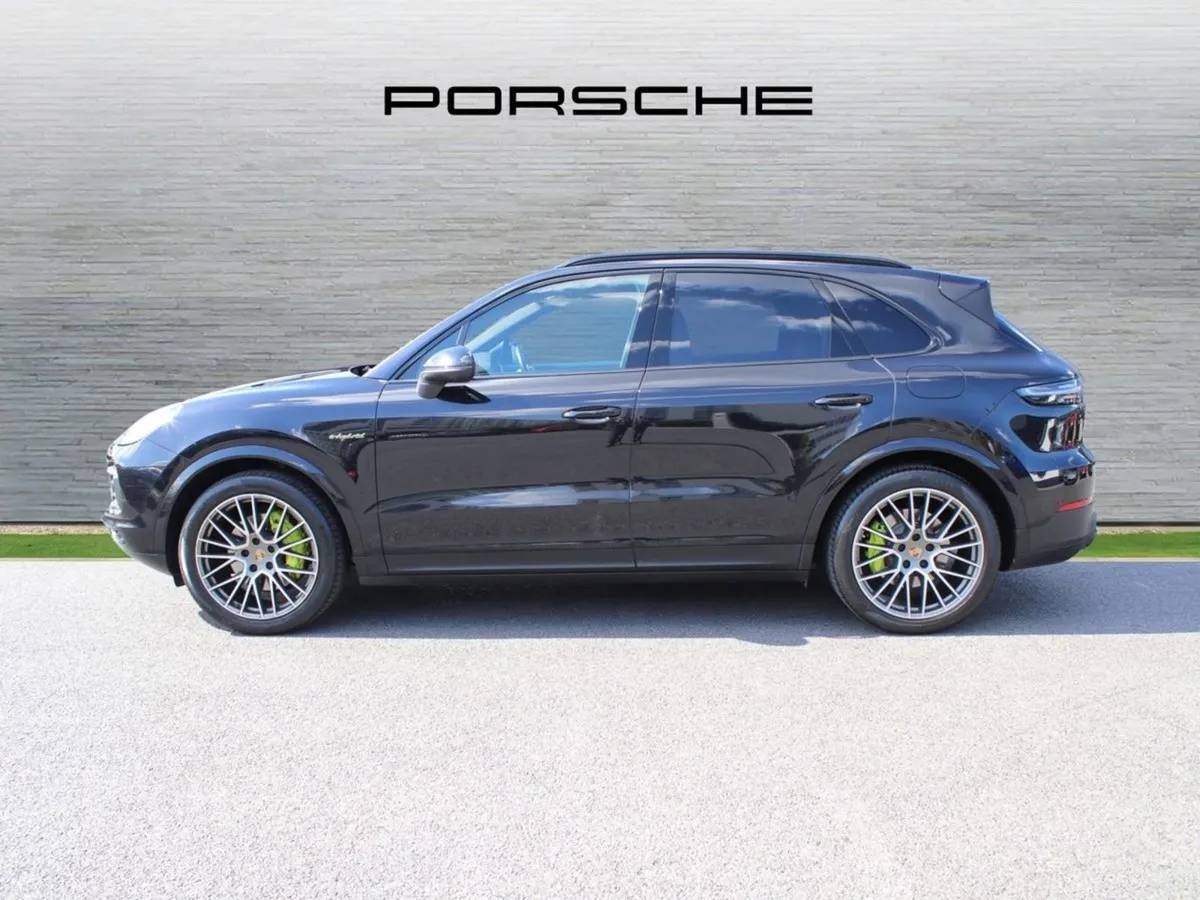 Porsche Cayenne E-hybrid - Image 3