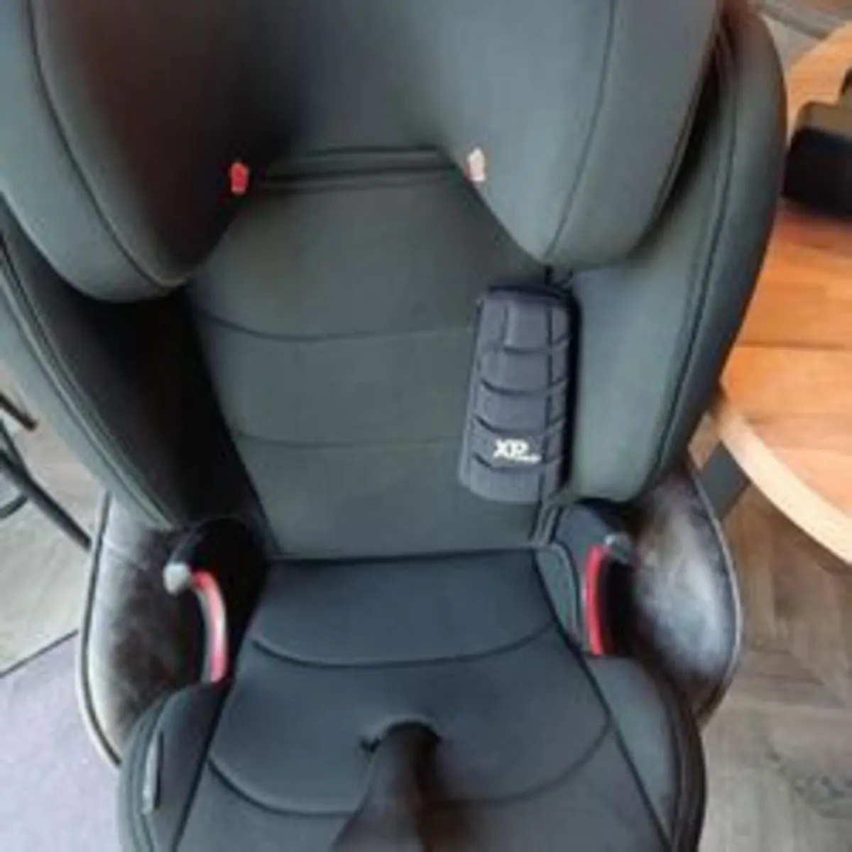 Britax Romer Isofix Car Seat (Age 4-12 years Old) - Image 4