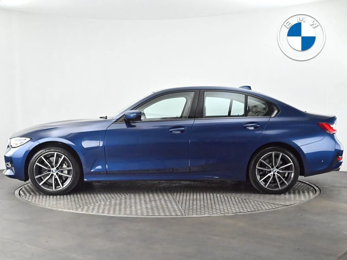 BMW 3 Series 330e Sport Pro Saloon - Image 3