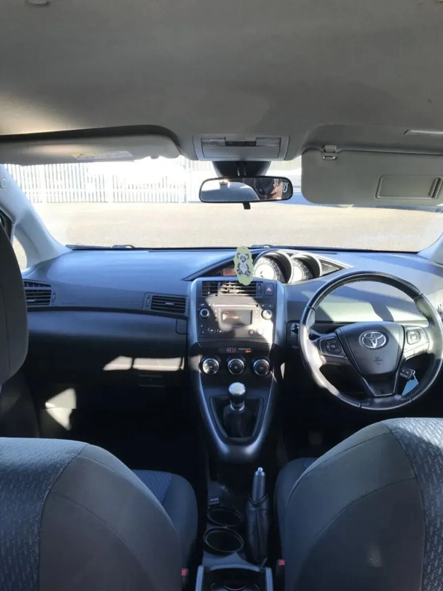 Toyota Verso 2016 - Image 2