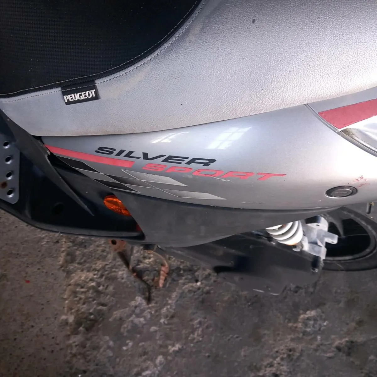 Motorbike - Image 2