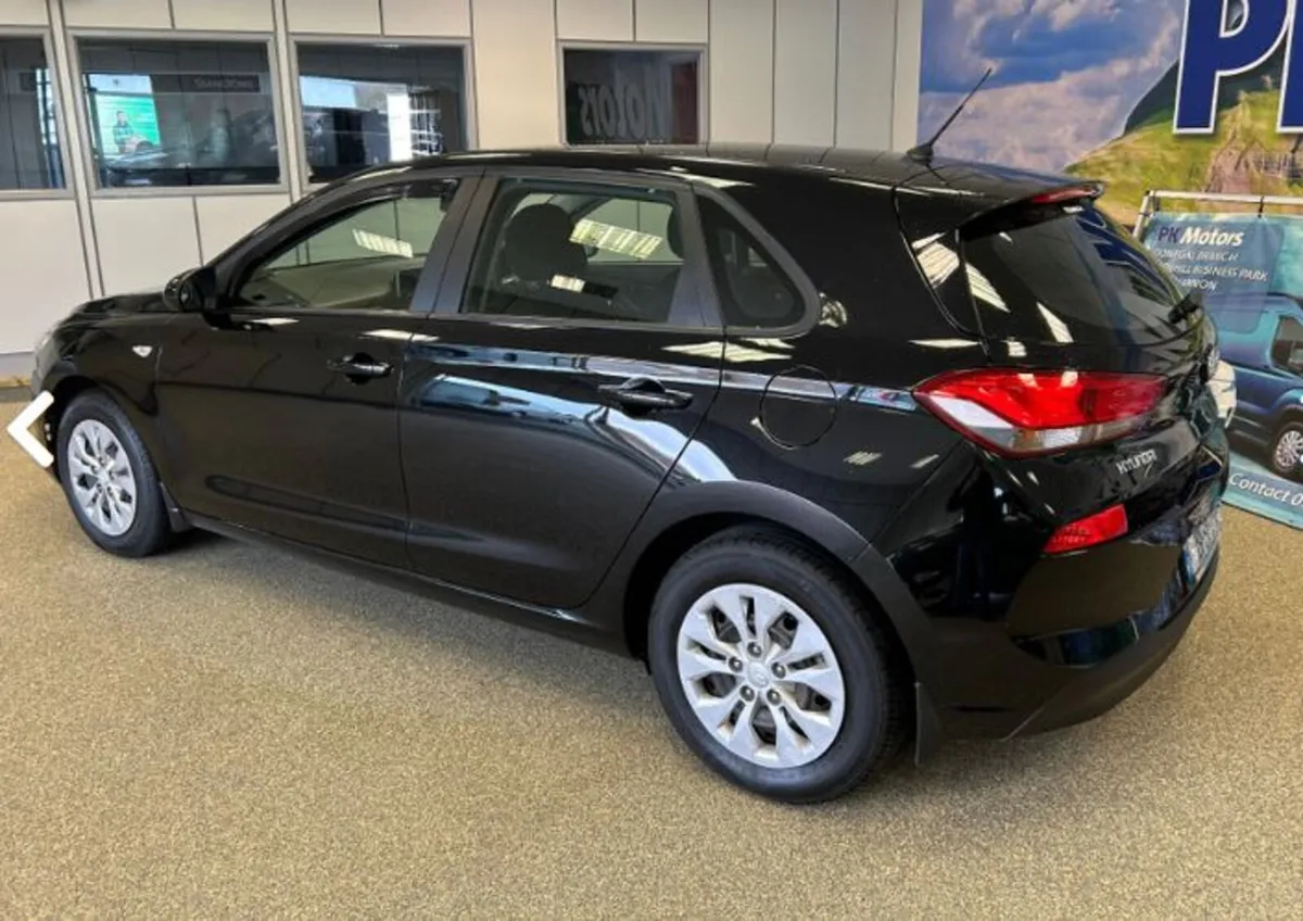 Hyundai i30 2018 - Image 3