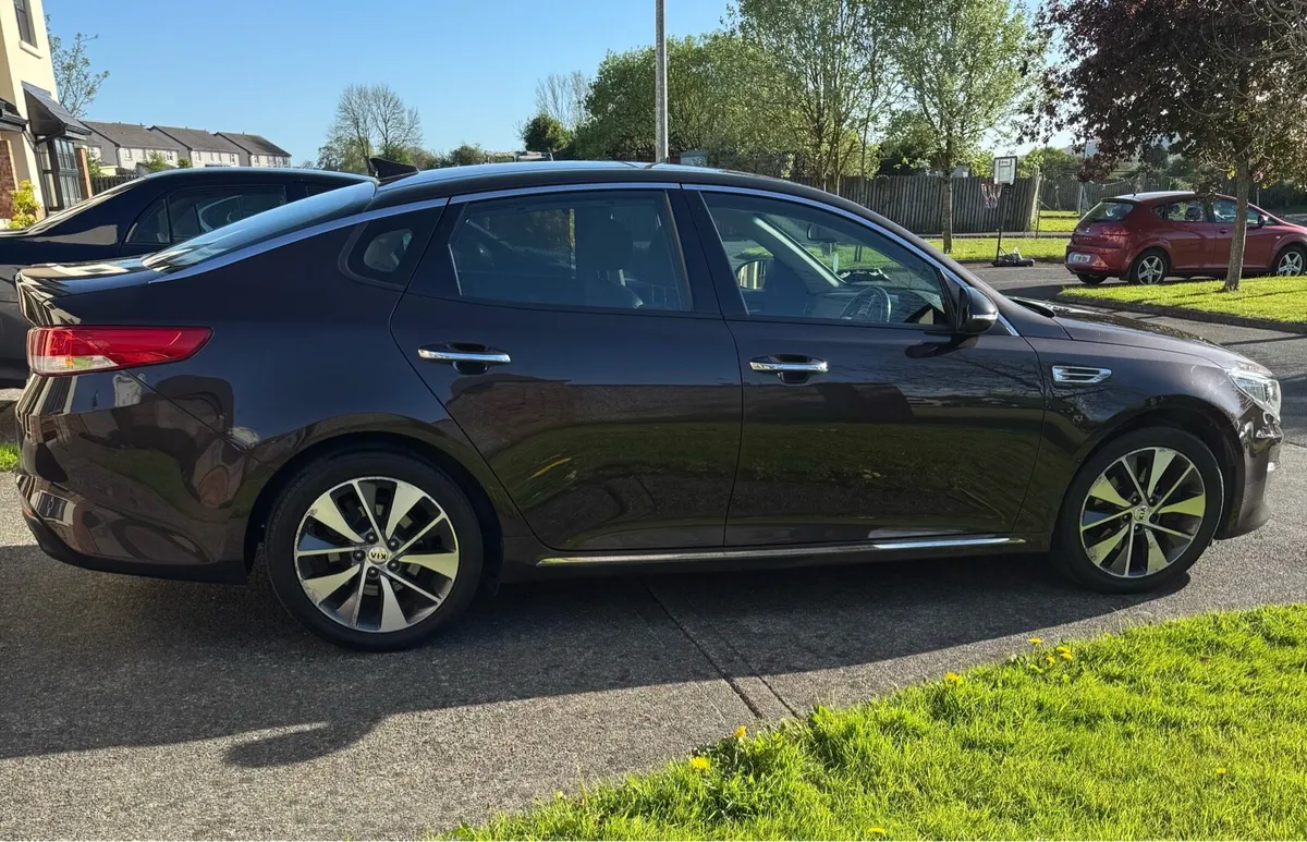 161 Kia Optima Platinum K3 GSE - Image 3